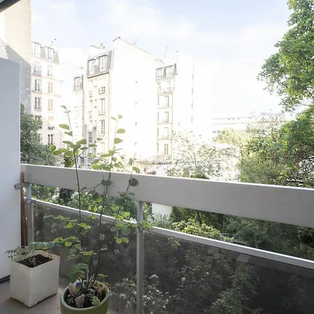 شقة Bright 25 M Ideal For 2 With Wifi And Balcony *
