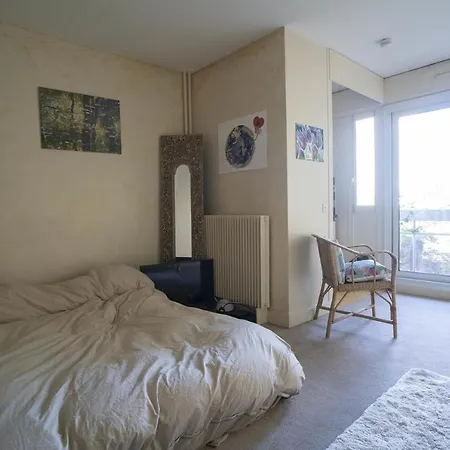 شقة Bright 25 M Ideal For 2 With Wifi And Balcony